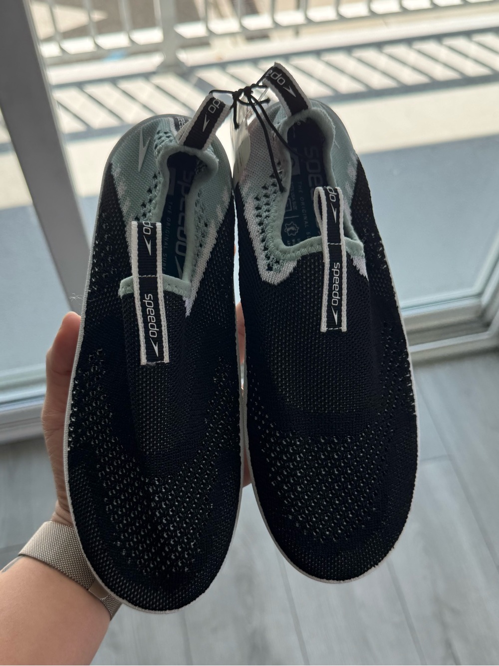 NWT Speedo Women Black Slip-On Swim Shoes with Mint Accents | Small - Picture 1 of 8